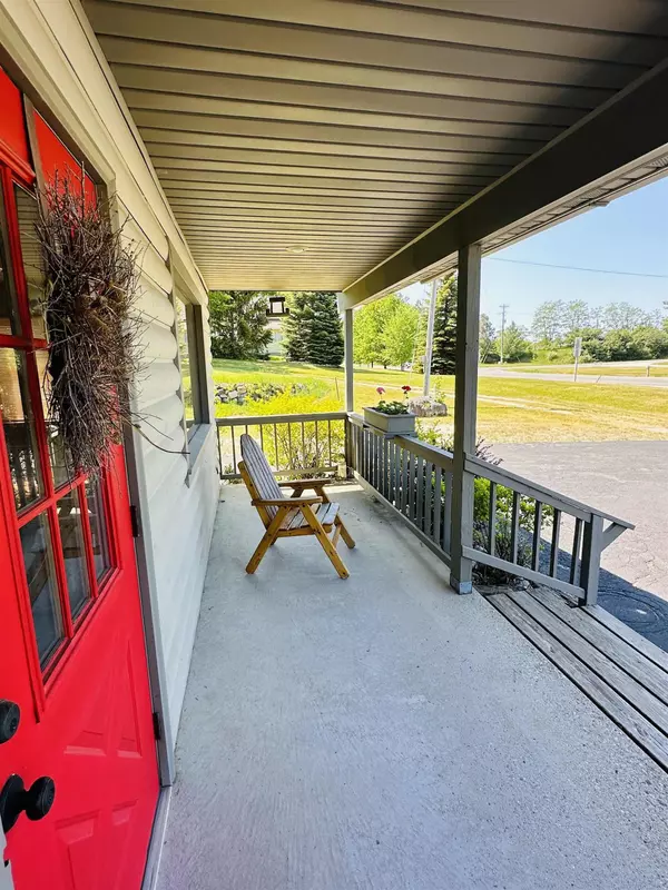 Kewadin, MI 49648,955 US-31 N