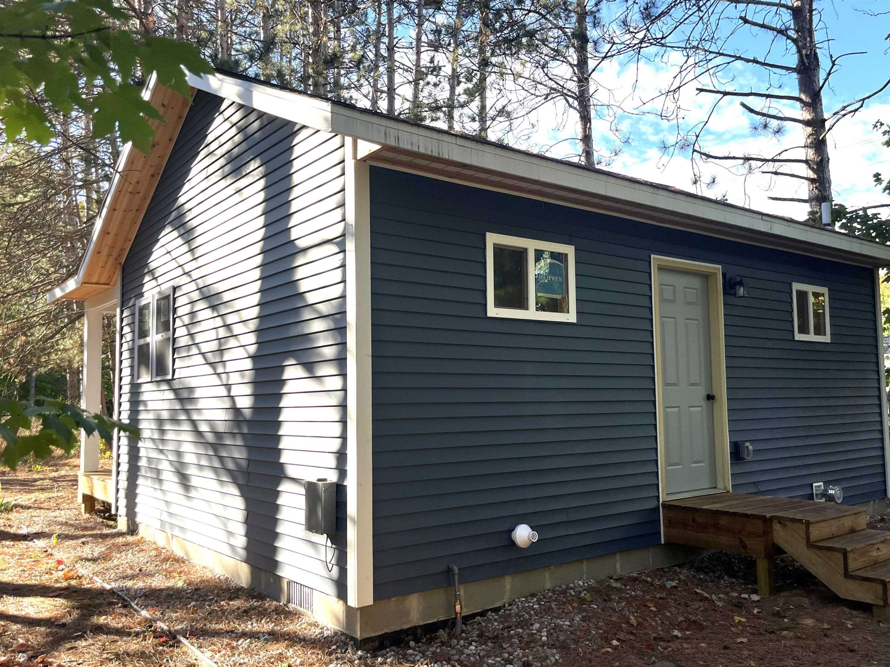 Traverse City, MI 49685,2759 North Drive