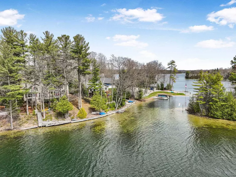 9401 Edgewood Avenue, Traverse City, MI 49685