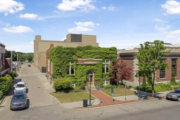 Traverse City, MI 49684,216 Cass Street