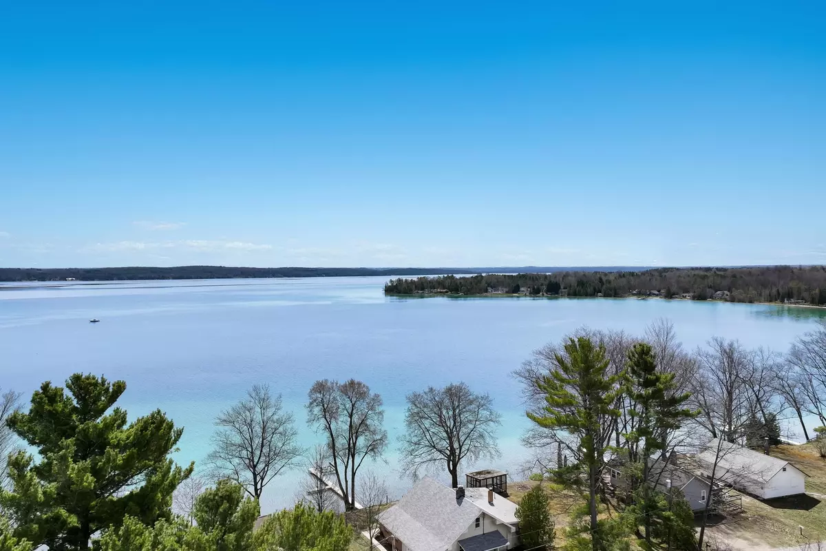Elk Rapids, MI 49629,879 Millers Park