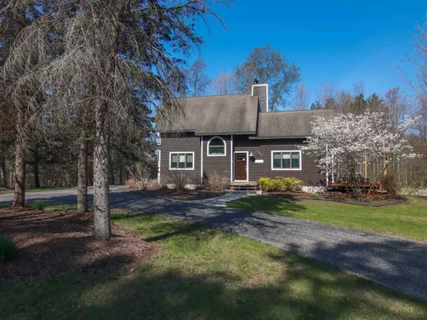 Thompsonville, MI 49683,7984 Ontonagon Court
