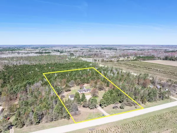 Mesick, MI 49668,5891 N 19 Road
