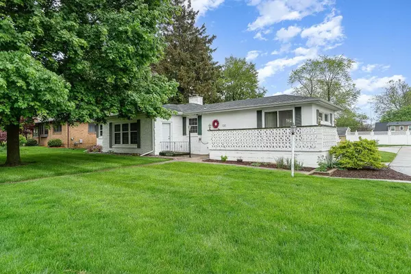 1027 W Superior Street, Alma, MI 48801