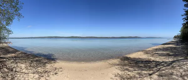 Suttons Bay, MI 49682,00 Lovers Lane