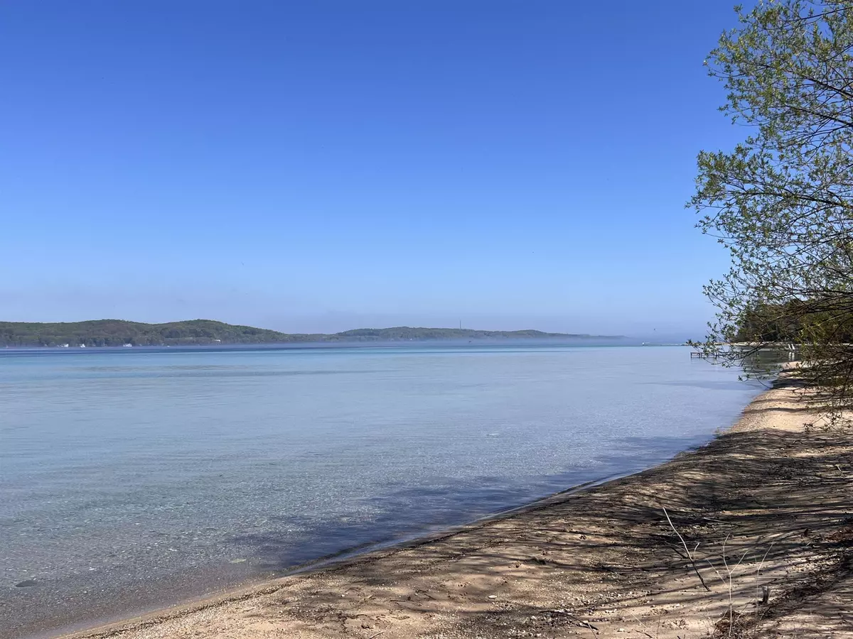 Suttons Bay, MI 49682,00 Lovers Lane