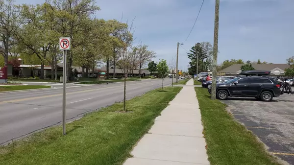 Traverse City, MI 49686,851 S Garfield Avenue