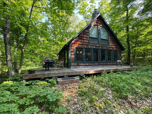 28208 Island Woods Road, Beaver Island, MI 49782
