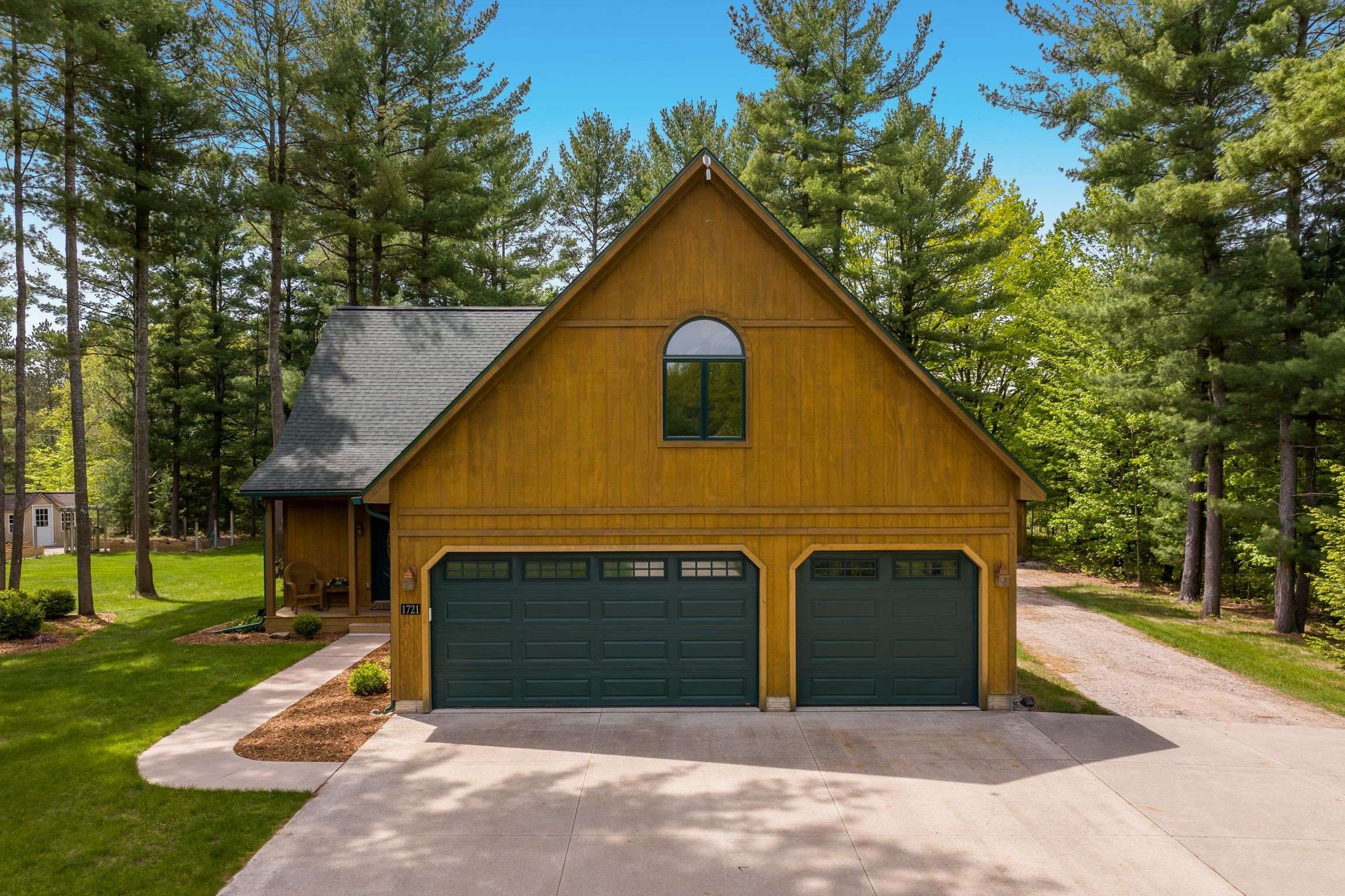 Traverse City, MI 49685,1721 Bannister Road