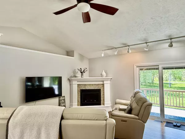 Williamsburg, MI 49690,8673 Sun Bay Court