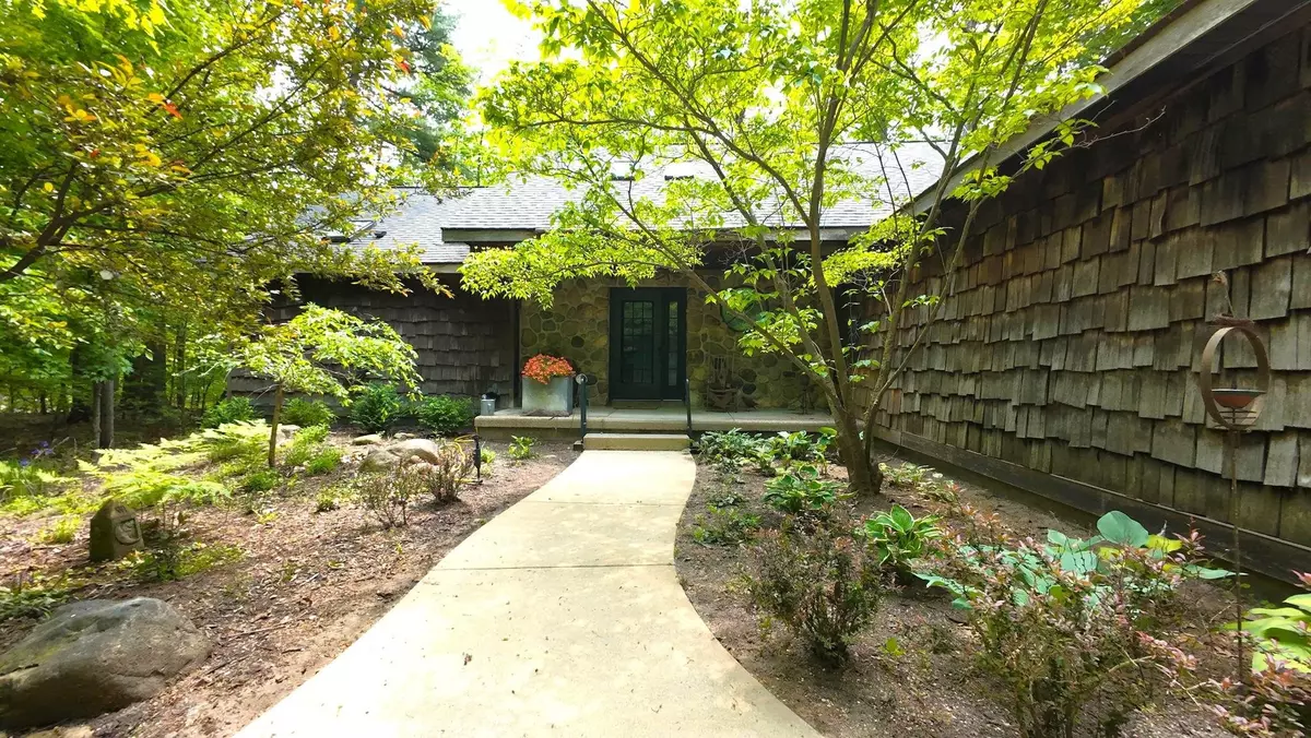 Mount Pleasant, MI 48858,3725 Riverbank Trail