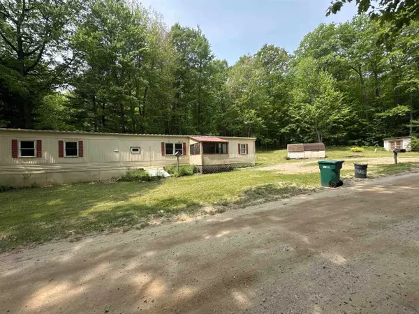 3035 Cedar Shores Drive, Harrison, MI 48625