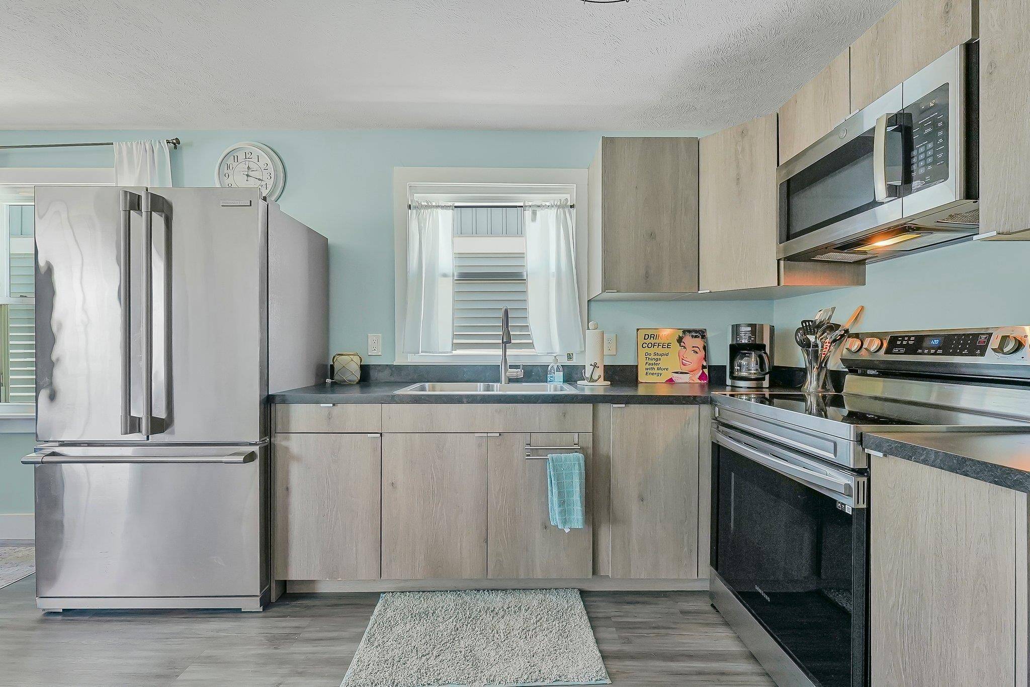 Traverse City, MI 49686,1029 E Front Street