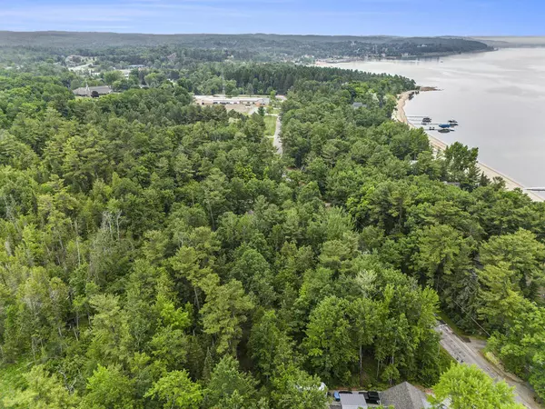 Williamsburg, MI 49690,00 Deepwater Point Road