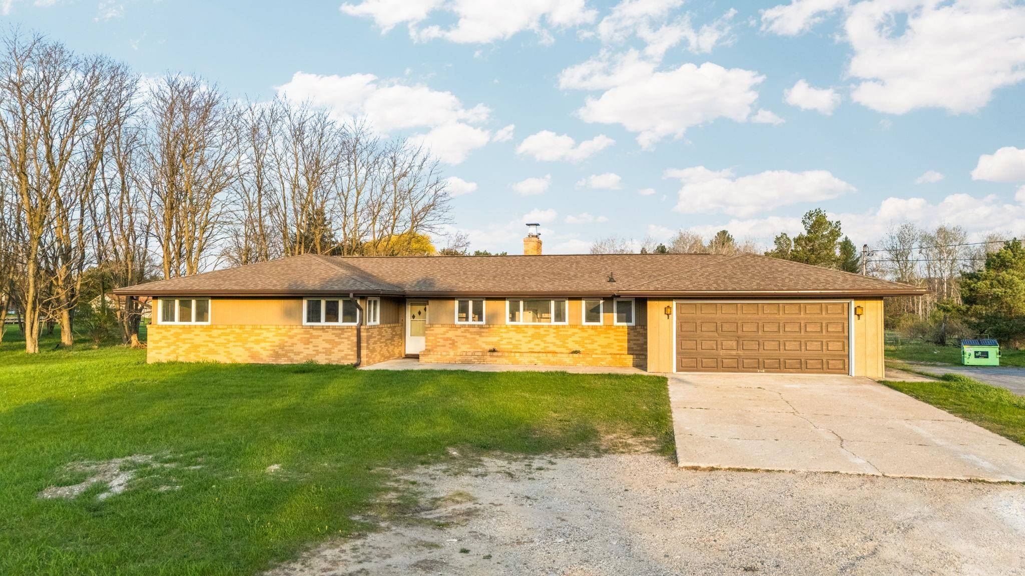 Bellaire, MI 49615,402 S Division