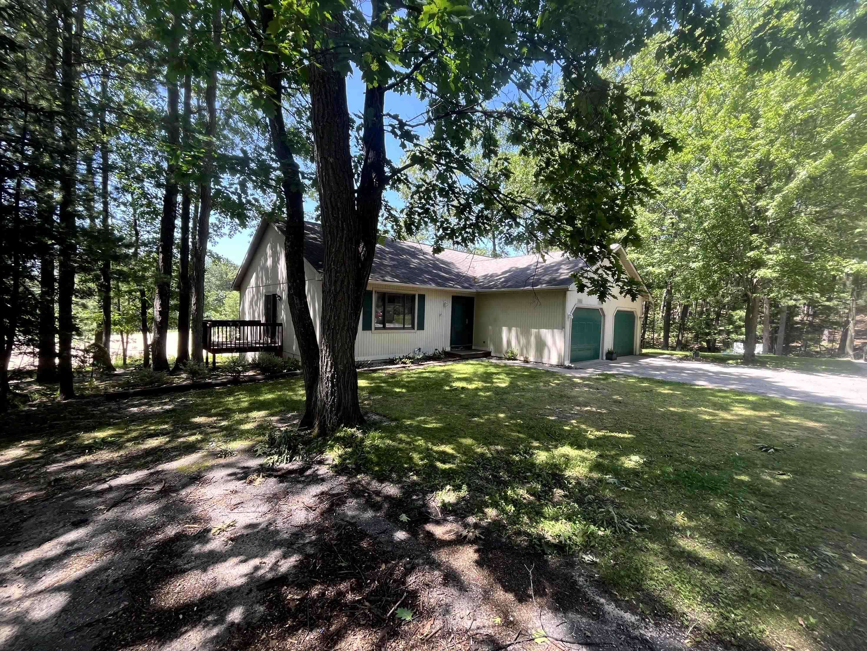 Traverse City, MI 49686,3439 Holiday Road