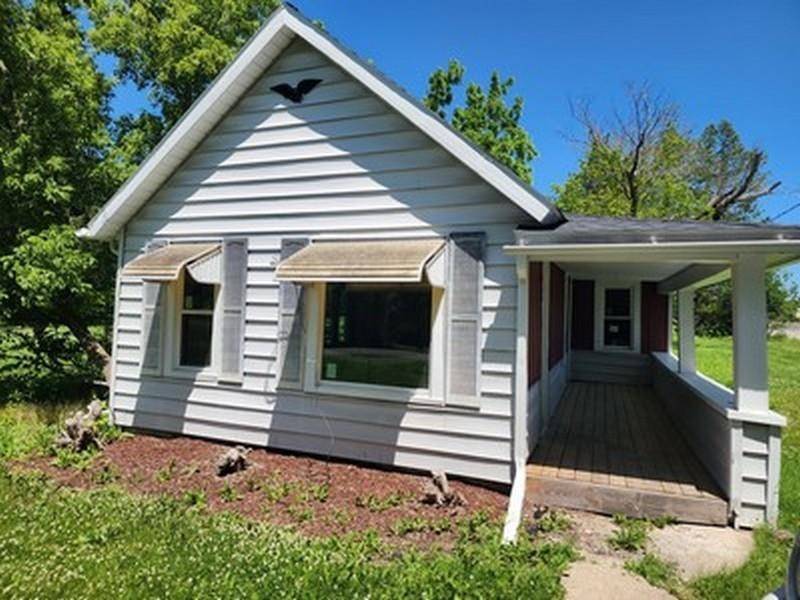 212 W Main Street, Hale, MI 48739