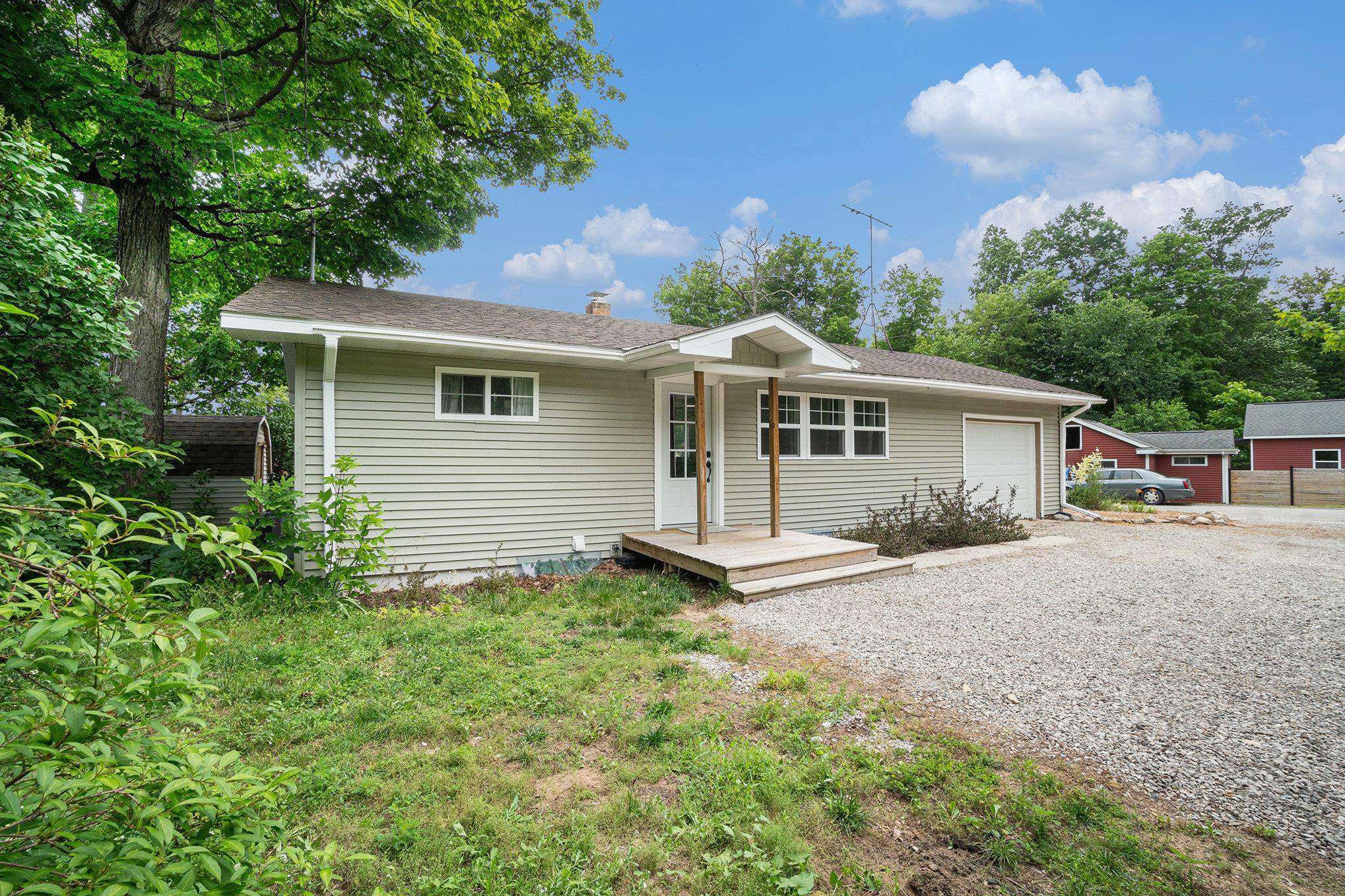 7457 Cairn Highway, Elk Rapids, MI 49629