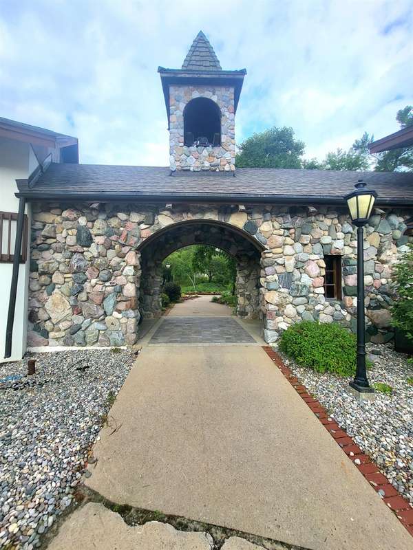 Mancelona, MI 49659,6500 Schuss Mountain Lane