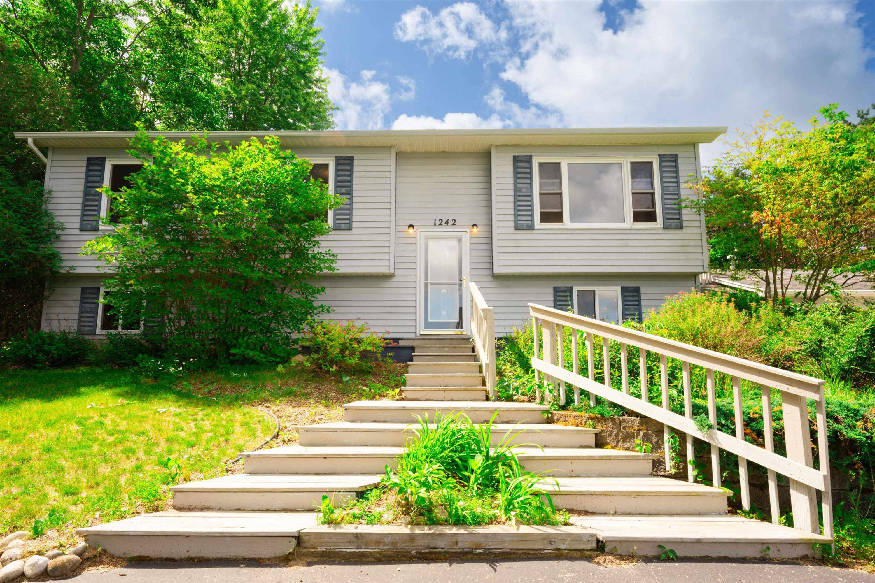 1242 Cerro Drive, Traverse City, MI 49696