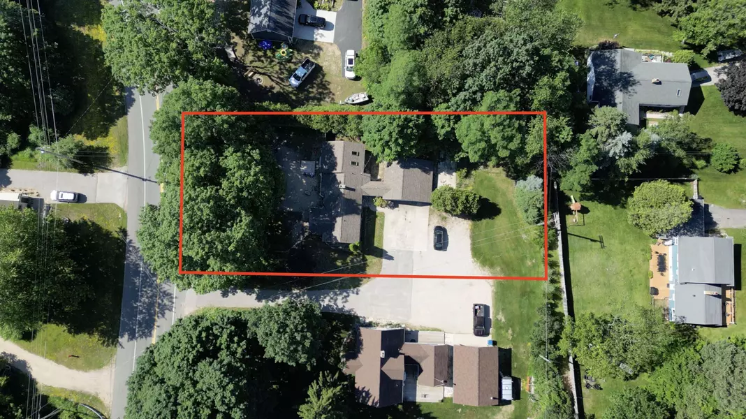 637 Crystal Avenue, Frankfort, MI 49635
