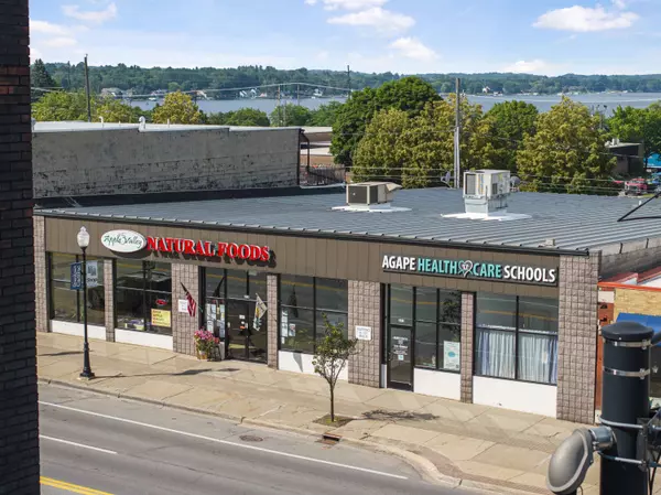219 N Mitchell Street, Cadillac, MI 49601