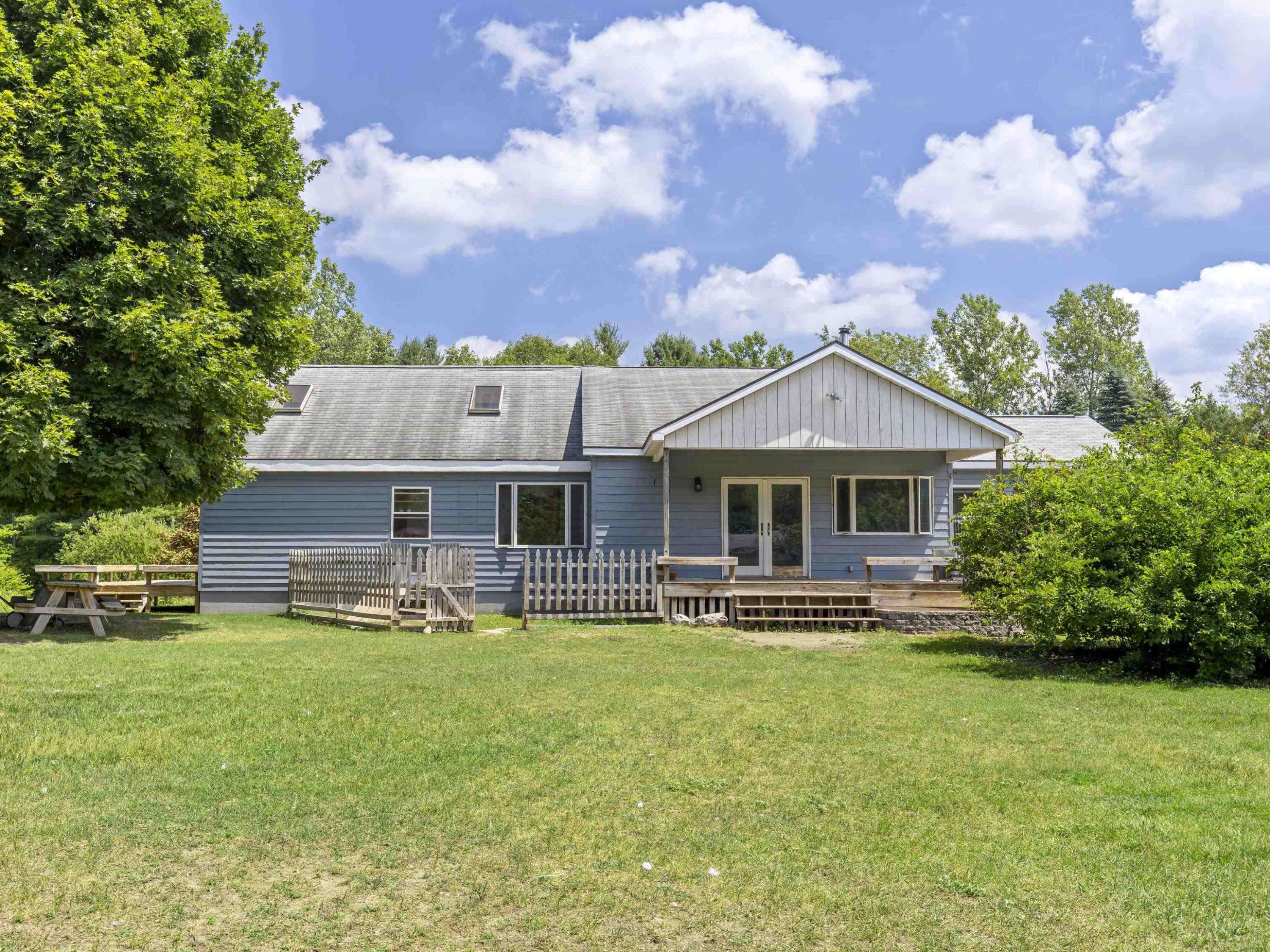 1200 S Pioneer Road, Beulah, MI 49617