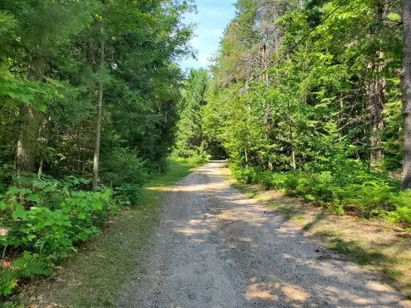 West Branch, MI 48661,4153 S M-76