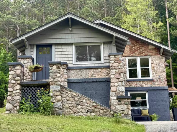 Frankfort, MI 49635,925 Beech Street