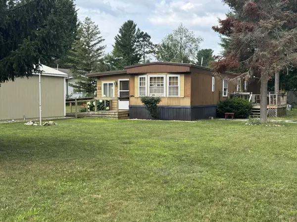 Lake City, MI 49651,207 N Cass Street