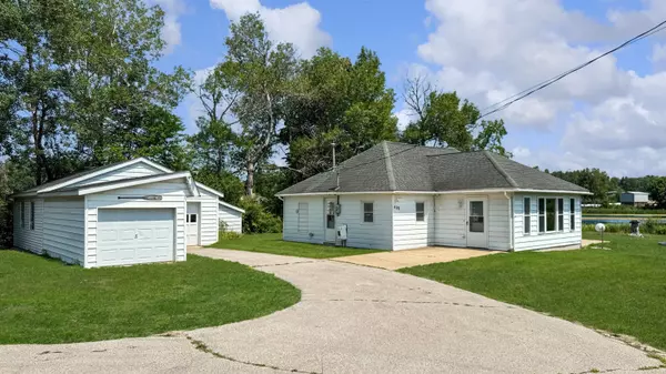 408 Lakeshore Drive, Marion, MI 49665