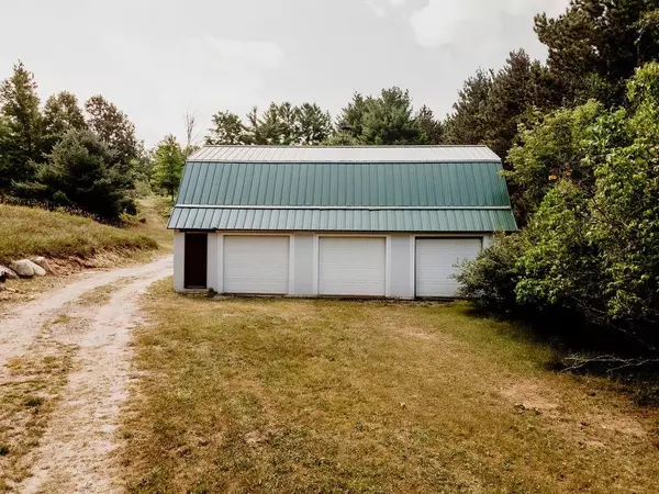 Williamsburg, MI 49690,11268 Watson Road