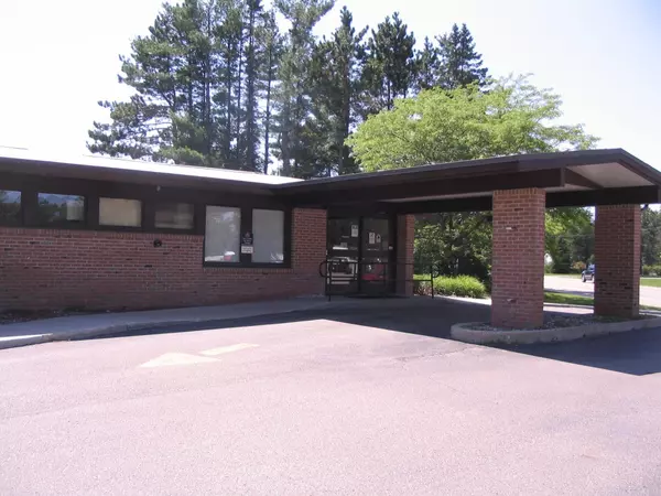 1010 W North Down River Road, Grayling, MI 49738