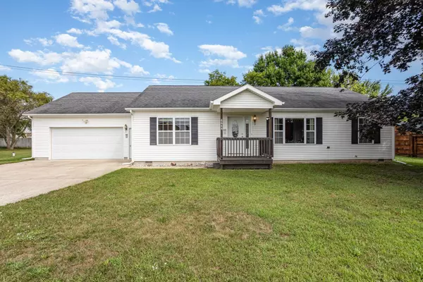 6644 Maple Street, Riverdale, MI 48877
