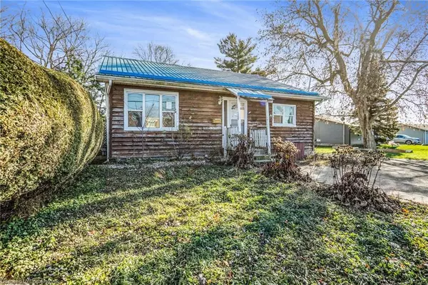 Brockville, ON K6V 1T9,11 Broadway Avenue