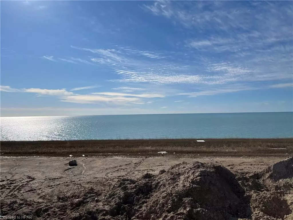 Goderich, ON N7A 4M6,464 Coast Drive