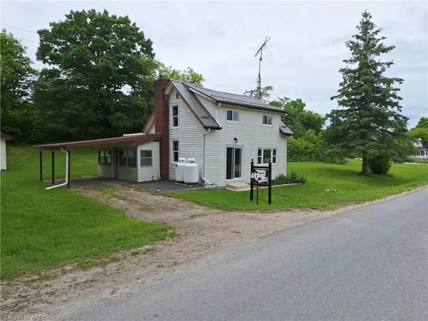 333 Burridge Road, Godfrey, ON K0H 1T0