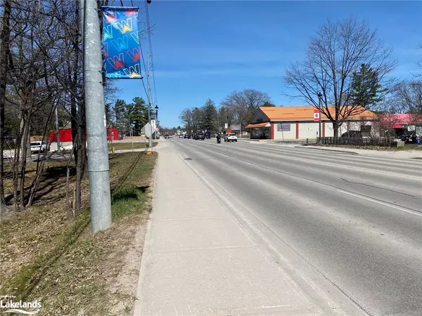 Wasaga Beach, ON L9Z 2C5,1376 Mosley Street