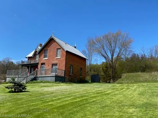 Gananoque, ON K7G 2V4,753 Maple Grove Road