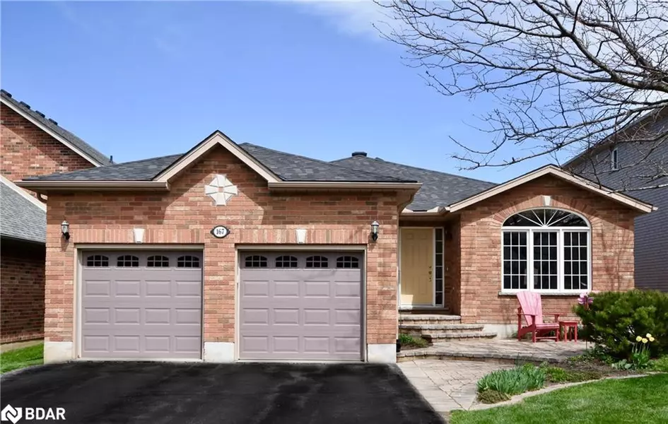 167 Crompton Drive, Barrie, ON L4M 6P1