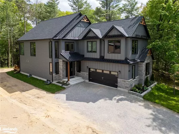 183 Woodland Drive, Wasaga Beach, ON L9Z 2V4