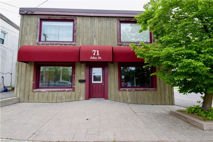 71 John Street #1, Napanee, ON K7R 1P9