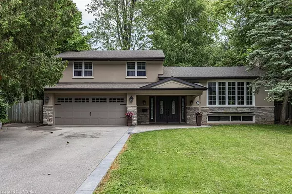 165 Walby Drive, Oakville, ON L6L 4C9