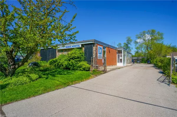 475 Enfield Road, Burlington, ON L7T 2X5