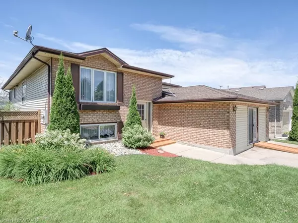 10 Pinehurst Drive, Woodstock, ON N4S 8V6