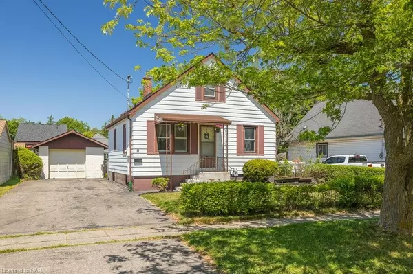 3 Ivy Avenue, St. Catharines, ON L2P 1Y1