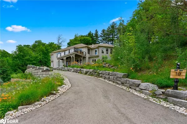 10 Valleycrest Drive, Oro-medonte, ON L0L 2L0