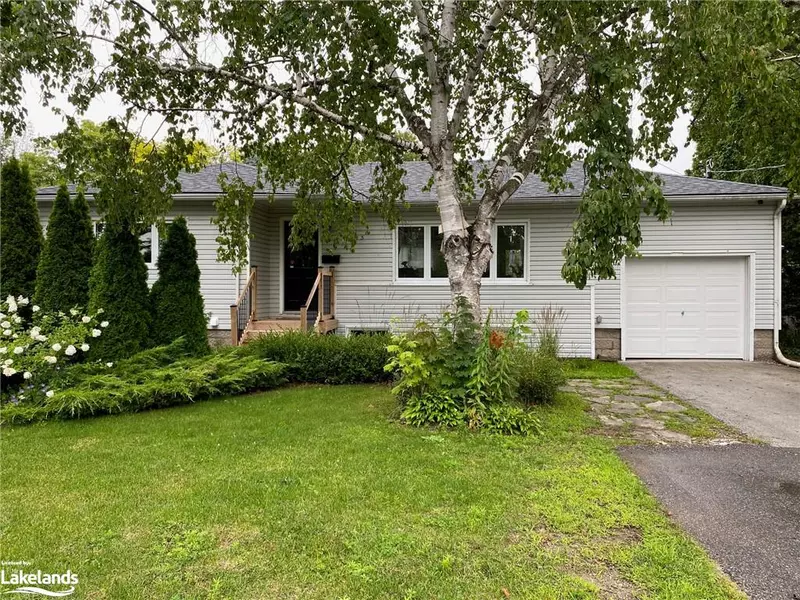 345 Napier Street, Collingwood, ON L9Y 3T6