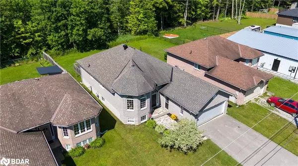 3242 Goldstein Road, Washago, ON L0K 2B0