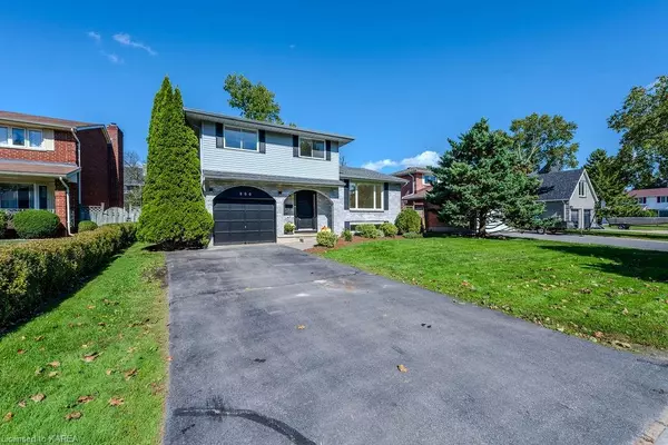 Kingston, ON K7P 2B3,900 Ambleside Crescent